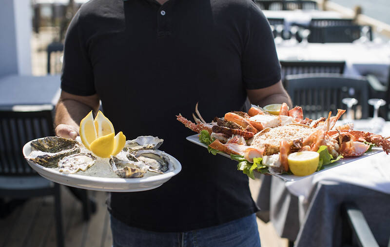 Fresh seafood platter served at a fish and seafood restaurant in Cascais.